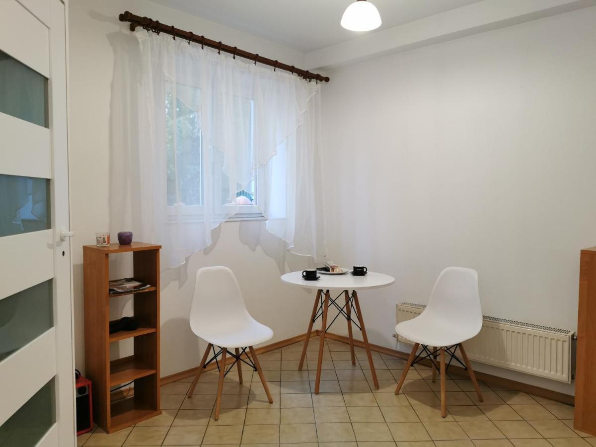 White Apartment Jabłonna Zewnętrze zdjęcie
