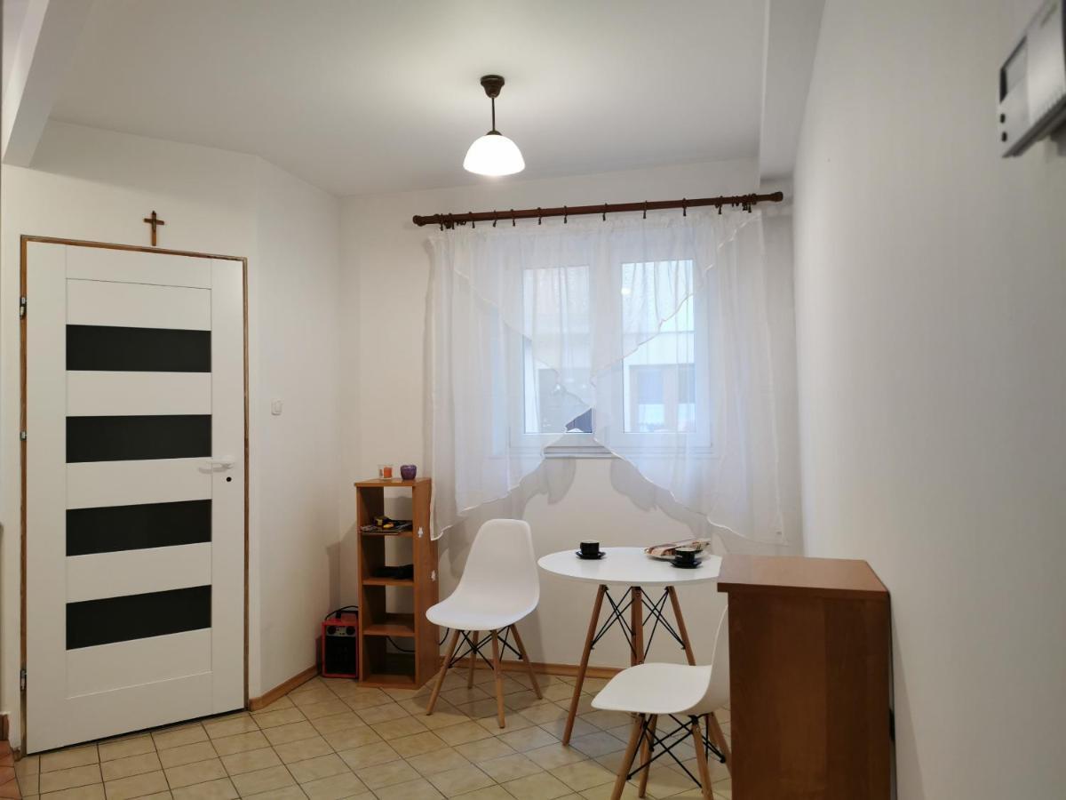 White Apartment Jabłonna Zewnętrze zdjęcie